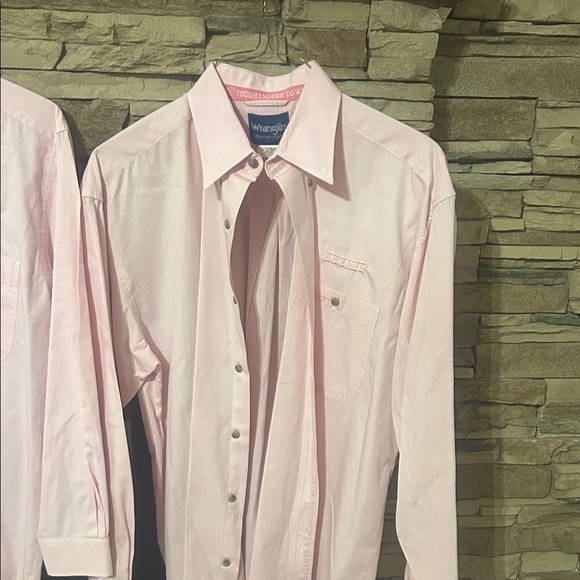 Wrangler Men's Light Pink Button Down Shirt - Picture 1 of 4
